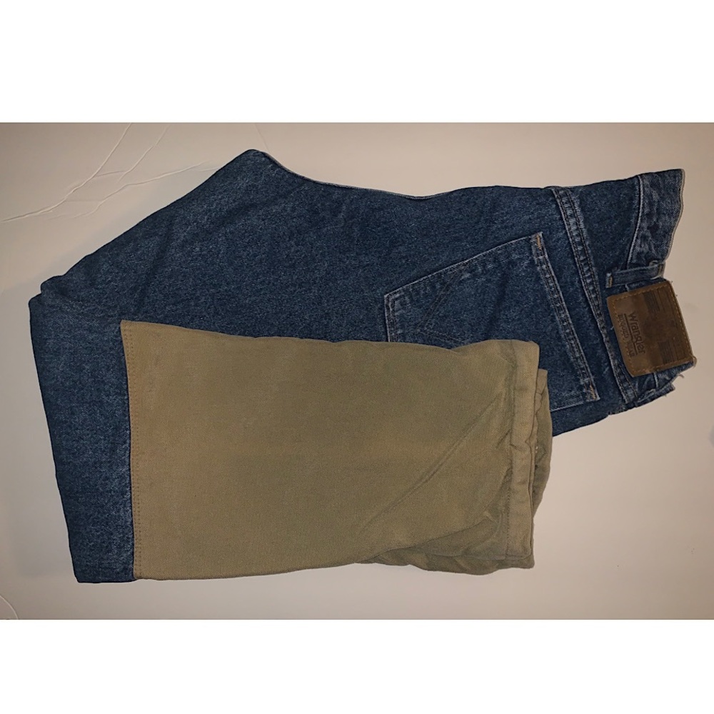 Vintage Wrangler Rugged Wear blue jeans size 36 x 30 Nice condition Reinforced